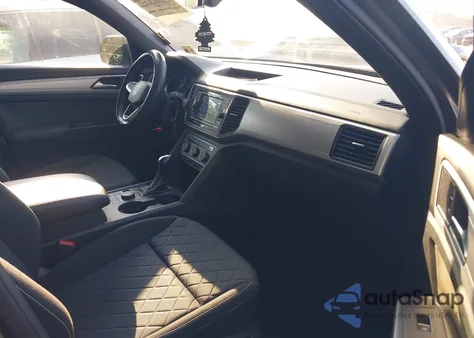 2021 Volkswagen Atlas Cross Sport 2.0T S z USA, uszkodzony, nr VIN 1V2GC2CA1MC224743